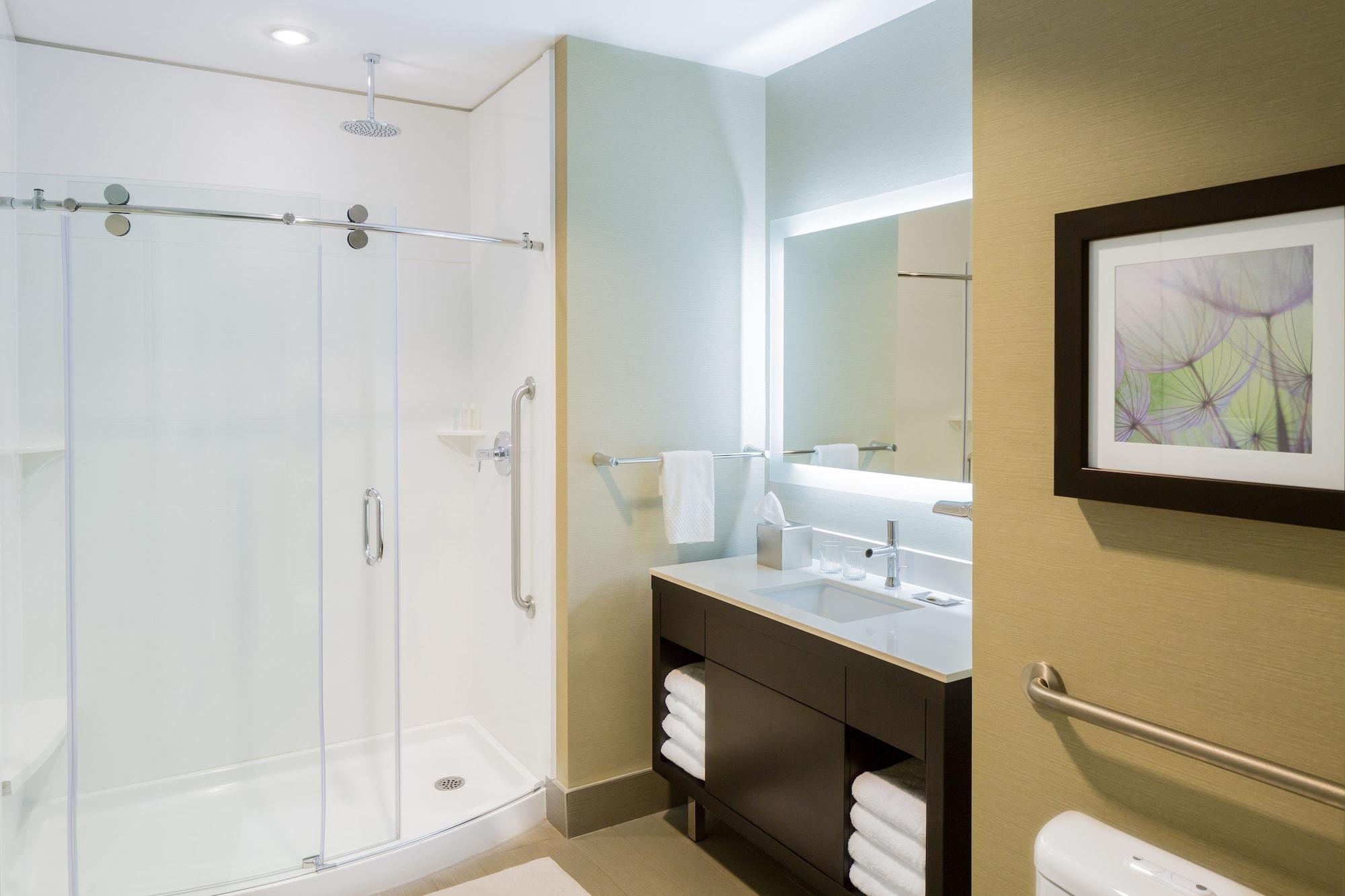 The Hollis Halifax - A Doubletree Suites By Hilton Εξωτερικό φωτογραφία