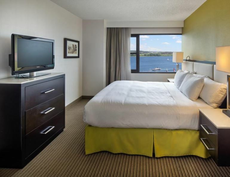 The Hollis Halifax - A Doubletree Suites By Hilton Εξωτερικό φωτογραφία